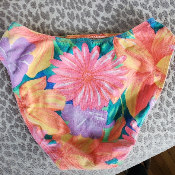 SOLD - Picture 7 of 7